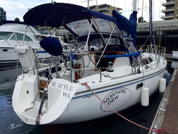 walk through transom sailboat