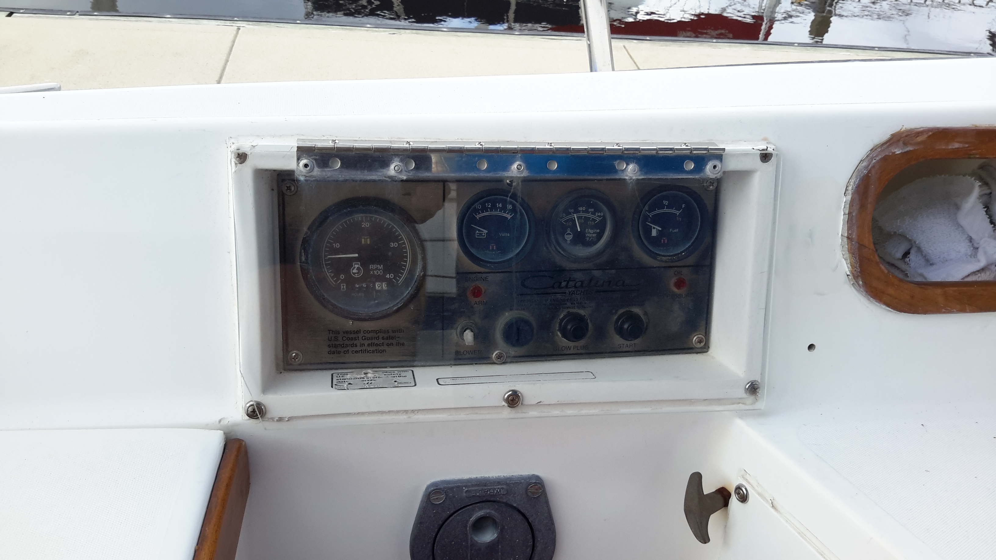 Moving engine instruments | Catalina 36/375 International Association